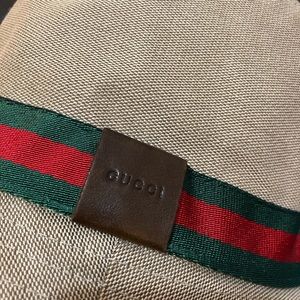 Gucci bucket hat